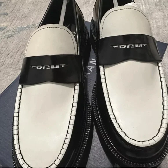 COLE HAAN X FRAGMENT LOAFER SIZE 8 NEW Cole Haan x Fragment Tassel Loafer - Black / White / Black  main image 3